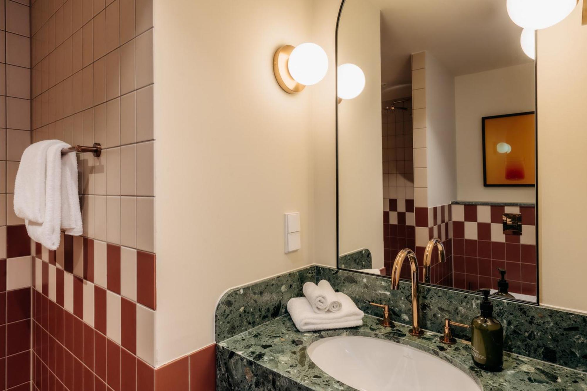 De Plesman Hotel لاهاي المظهر الخارجي الصورة